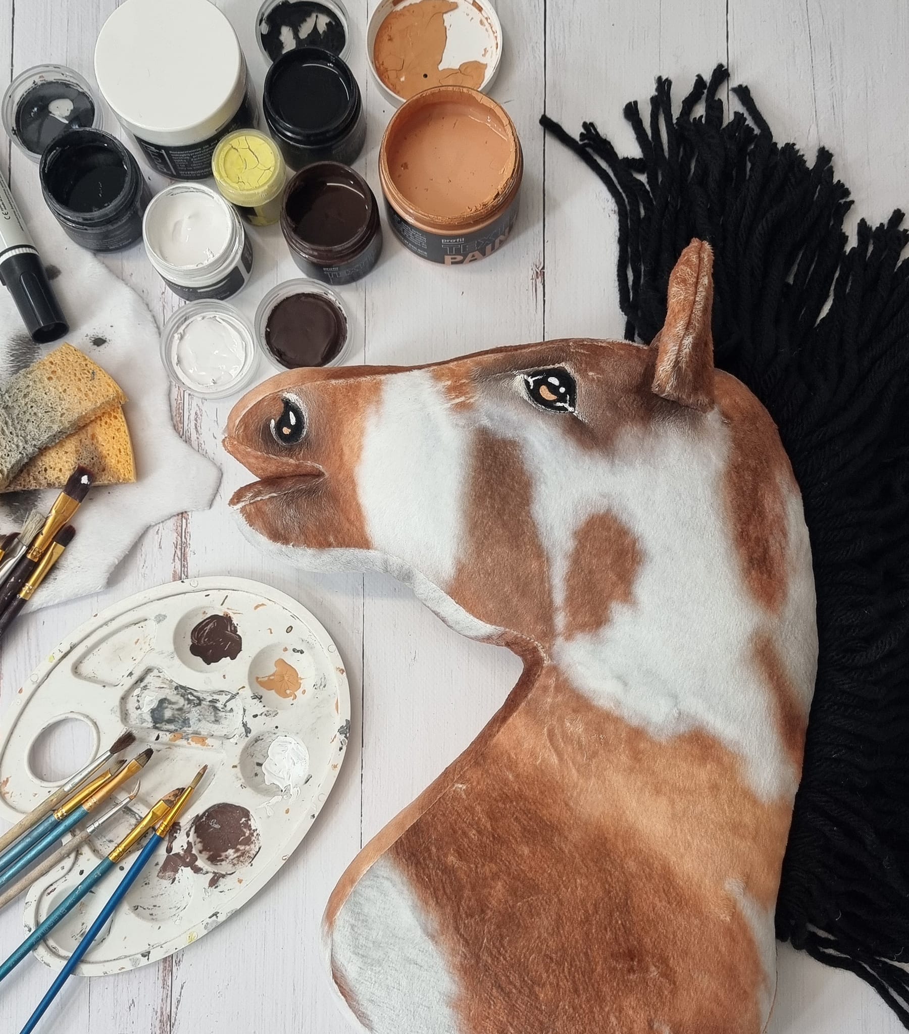Super Hobby Horse Premium kepphobune A3 – tobiano, must lakk - Pilt 2
