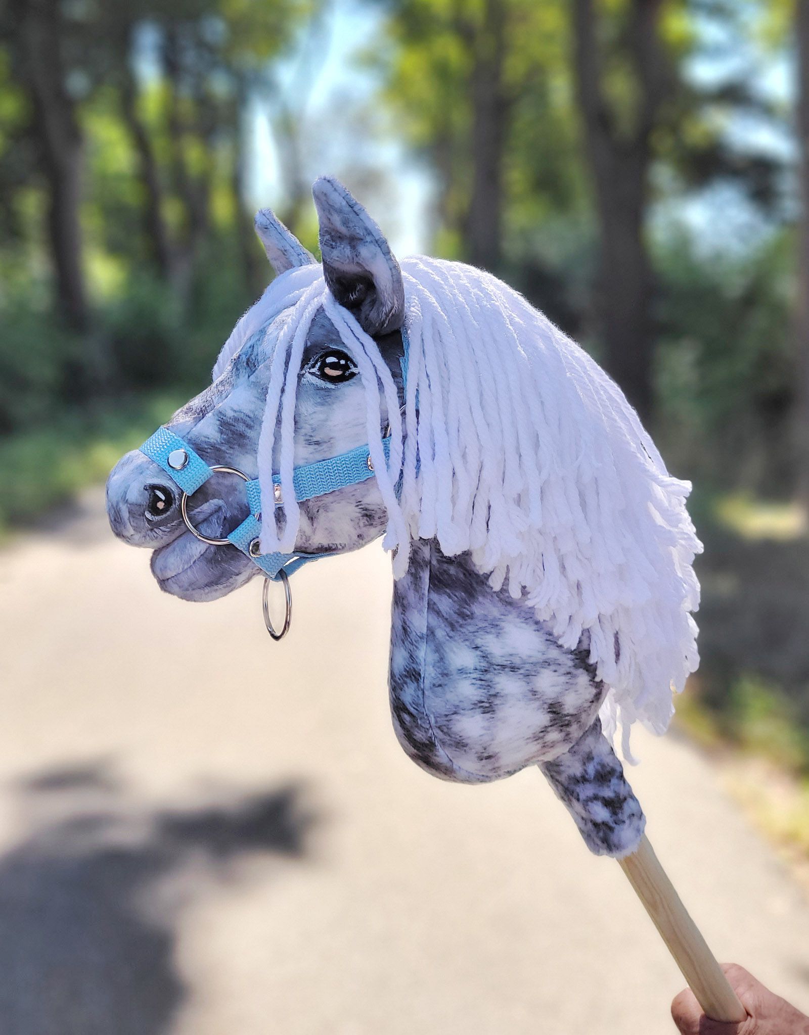 Super Hobby Horse Premium kepphobune A4 – täpiline hall, valge lakk - Pilt 8