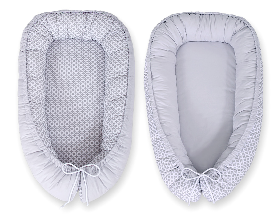 Kahepoolne beebipesa BOBONO Premium Cocoon rosetimustriga - Pilt 2