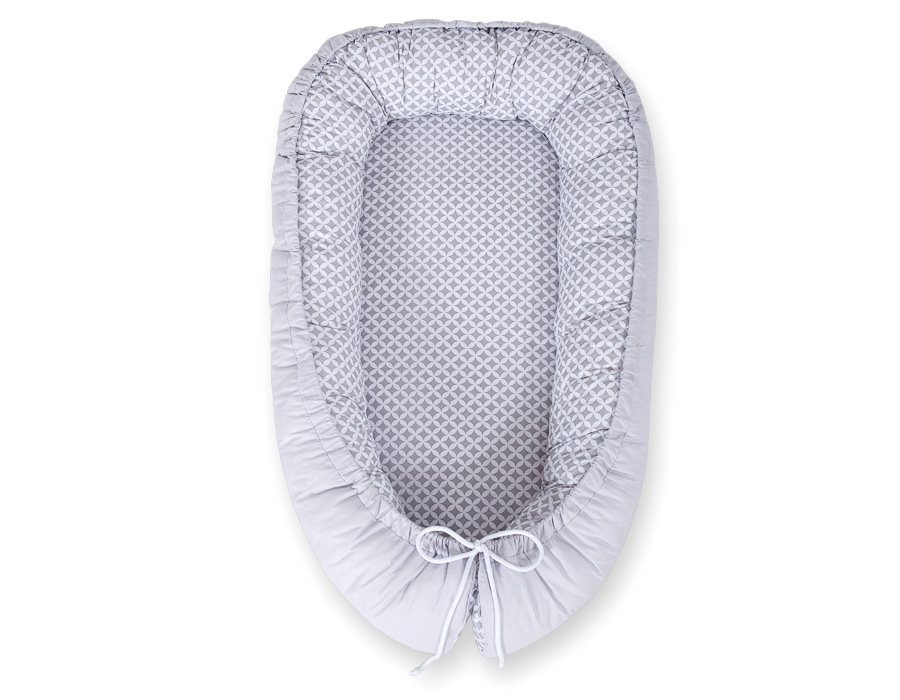 Kahepoolne beebipesa BOBONO Premium Cocoon rosetimustriga - Pilt 4
