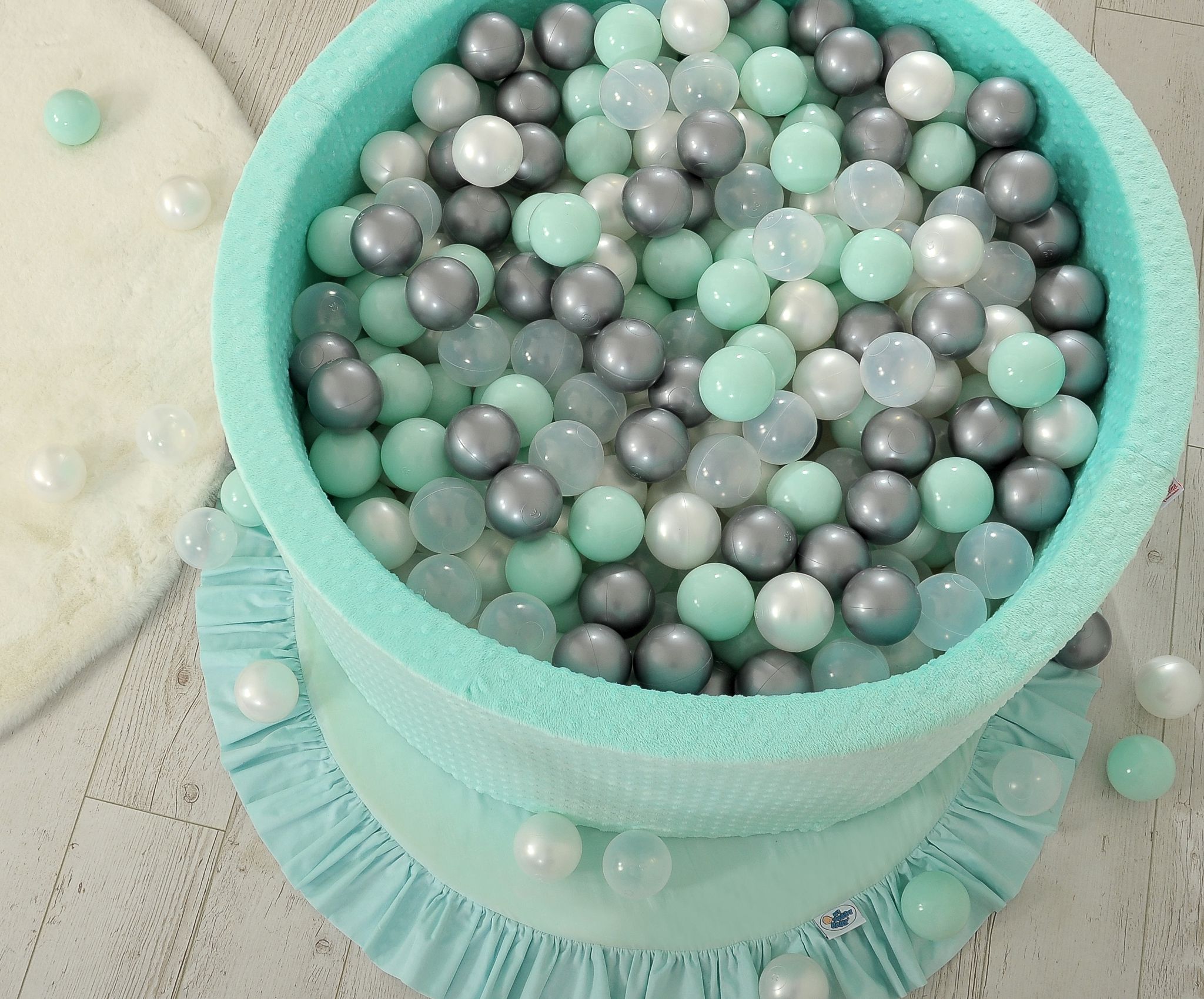 Minky pallimeri 40 cm külgedega, 200 palliga - Pilt 6