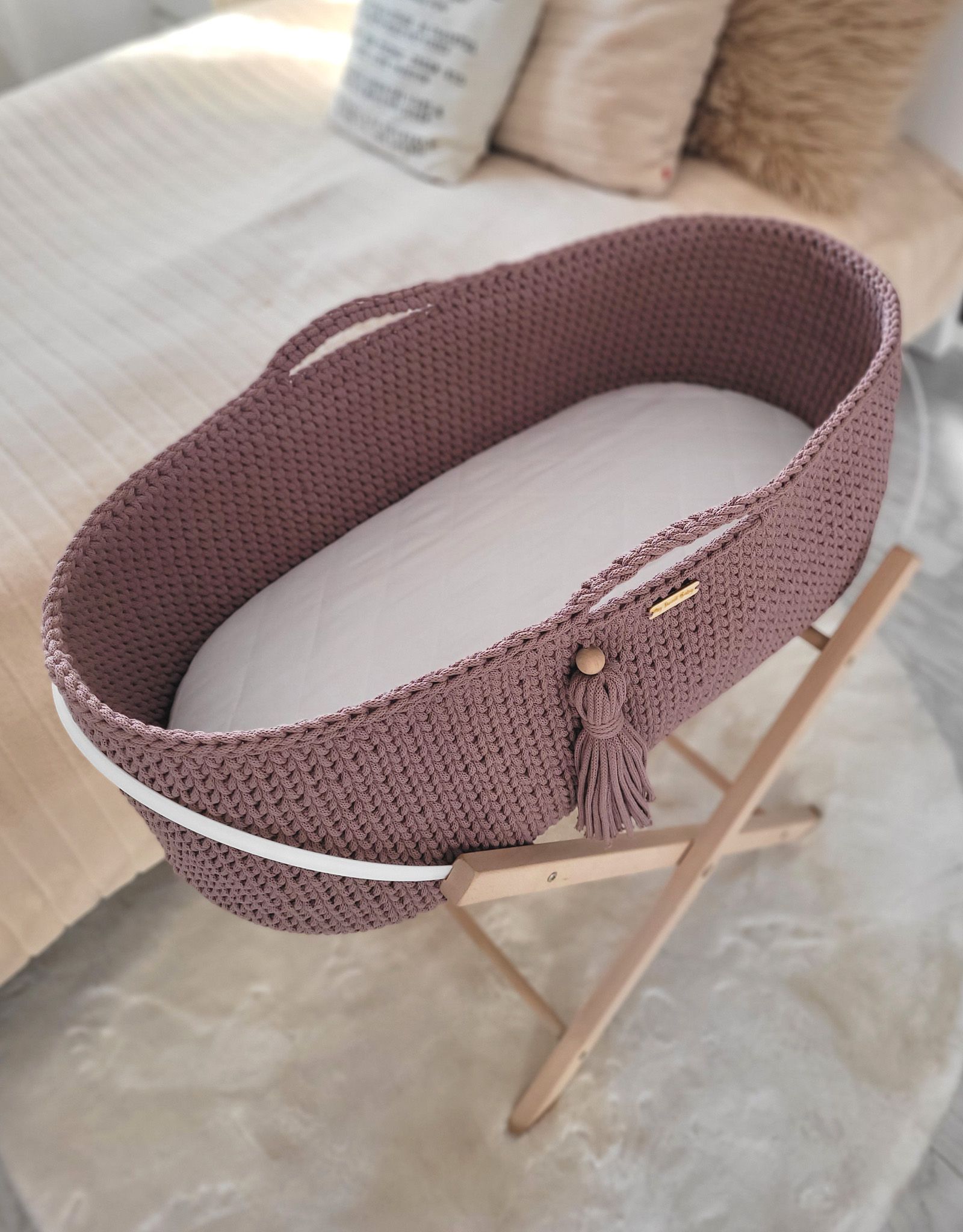 Heegeldatud BOHO-beebikorv aluse ja madratsiga - Pilt 5