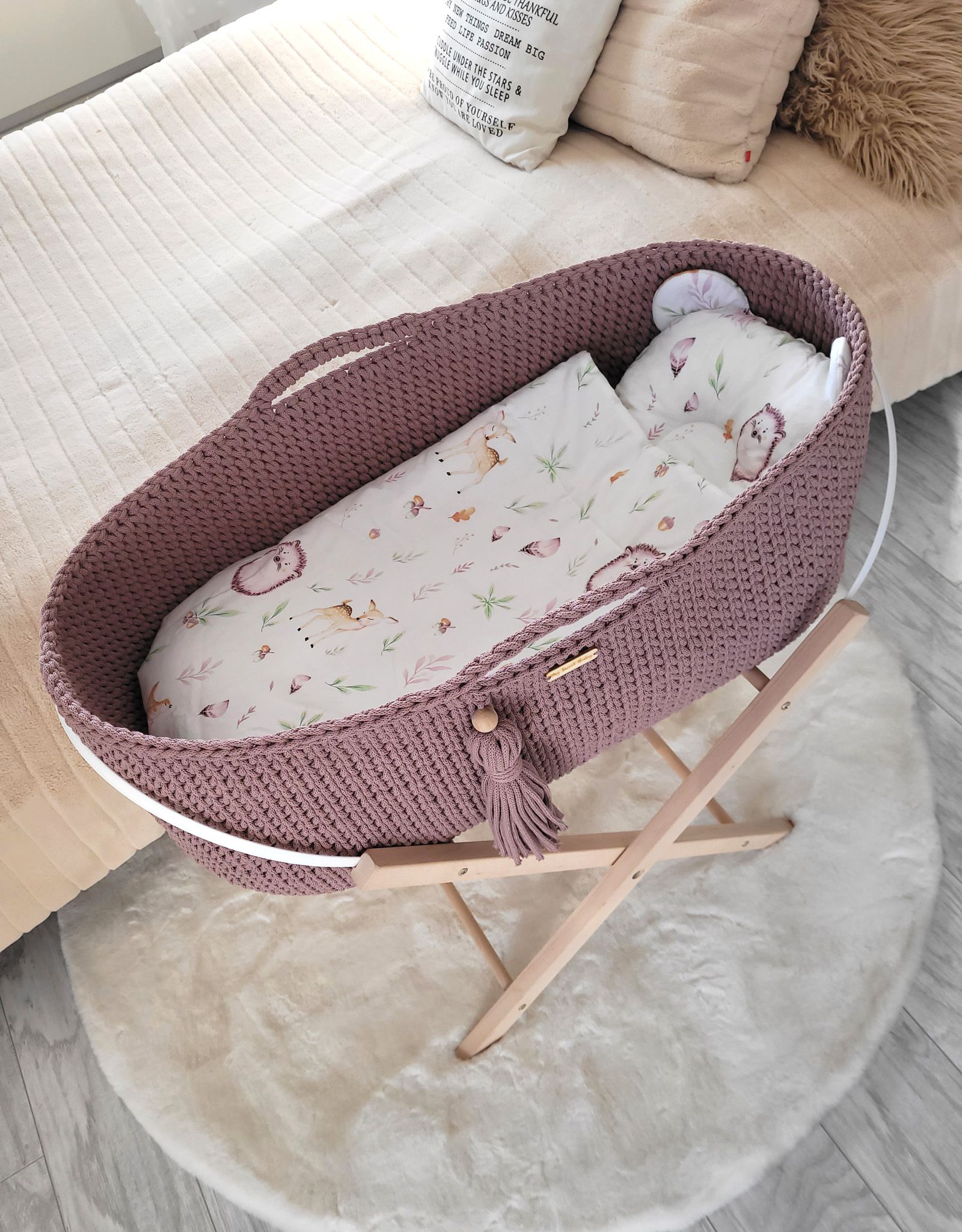 Heegeldatud BOHO-beebikorv aluse ja madratsiga - Pilt 6
